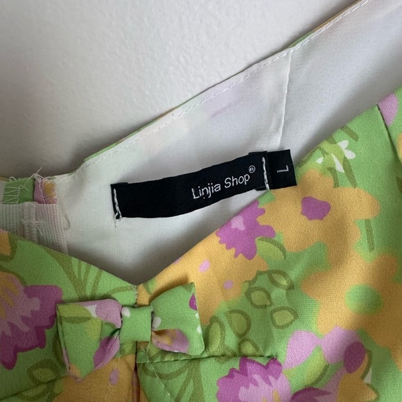 Floral Puff Sleeve Crop Top - Picture 3 of 6